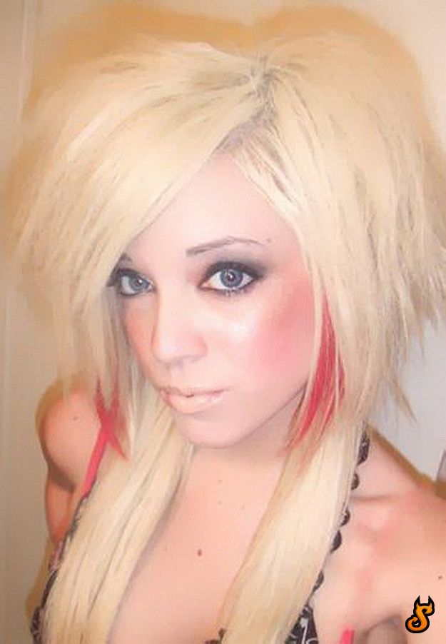 Sexy blonde emo slut