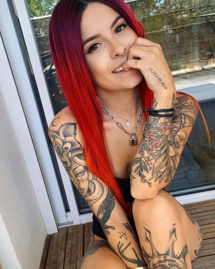 Hot And Hardcore Tattooed Girls
