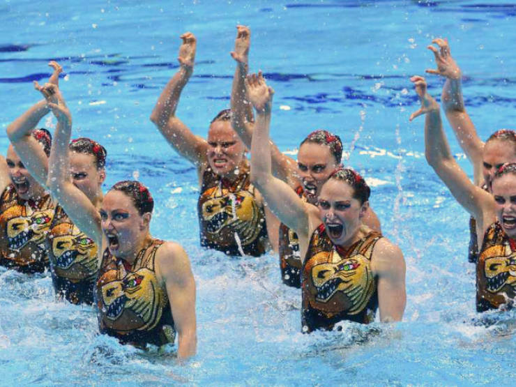 Never Take Photos Of Synchronized Swimming…