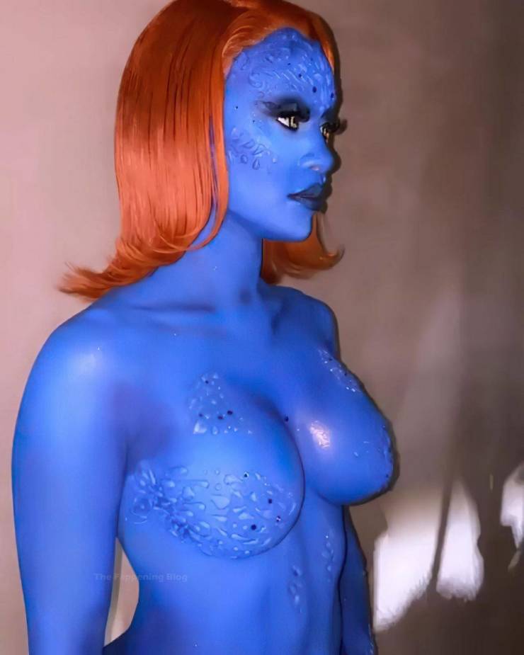 That’s A Great Mystique Cosplay!