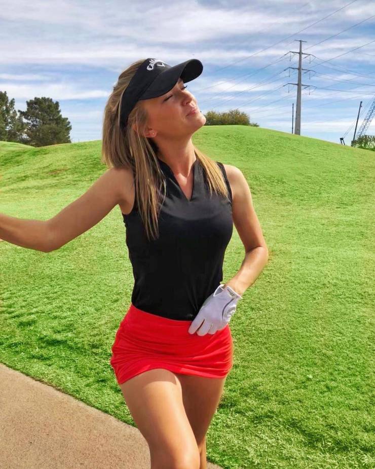 It’s Sexy Golfing Time!