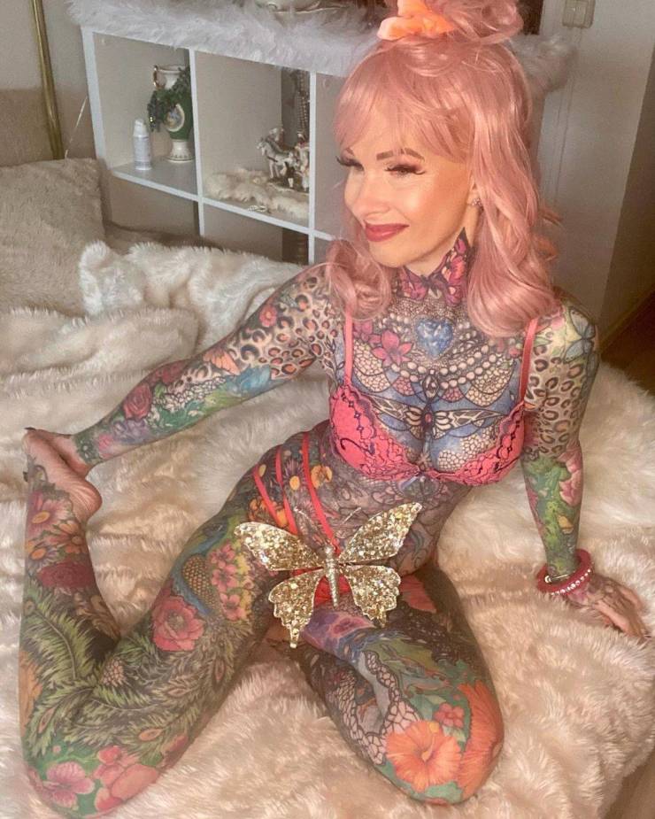 She Got Her First Tattoo When She Was 50, And Never Stopped Since Then…