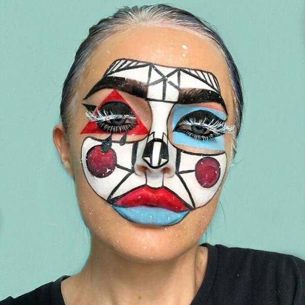 Makeup Artist Transforms Herself Into Celebrities And Mind Boggling Illusions PICS