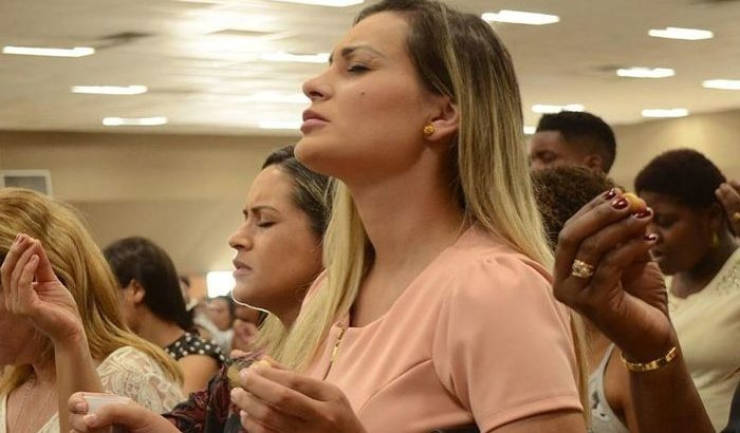 Brazilian Pastor Leaves Church To Become A “Butt” Model