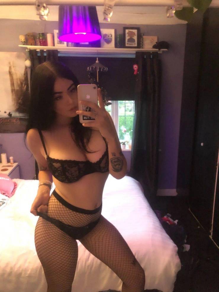 Girls In Sexy Lingerie