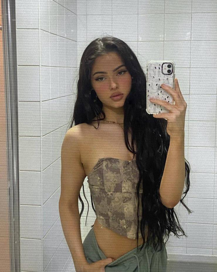 Girl Loses A Huge Amount Of Weight, Turns Into A Kylie Jenner Lookalike
