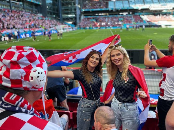 “EURO 2020” Has Some Beautiful Fans!
