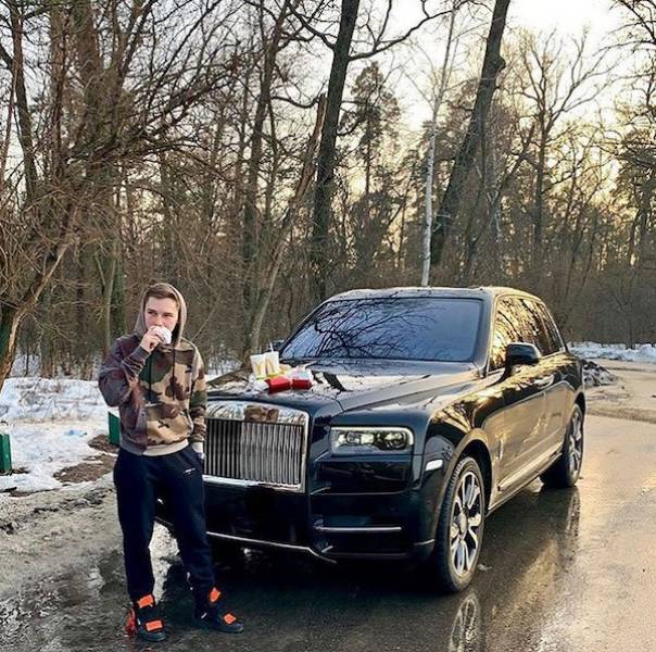 These “Instagram” Kids Are Way Too Rich…