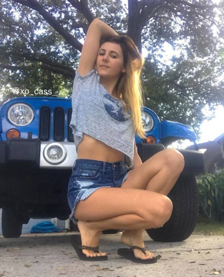 Hot Girls And Big Cars!