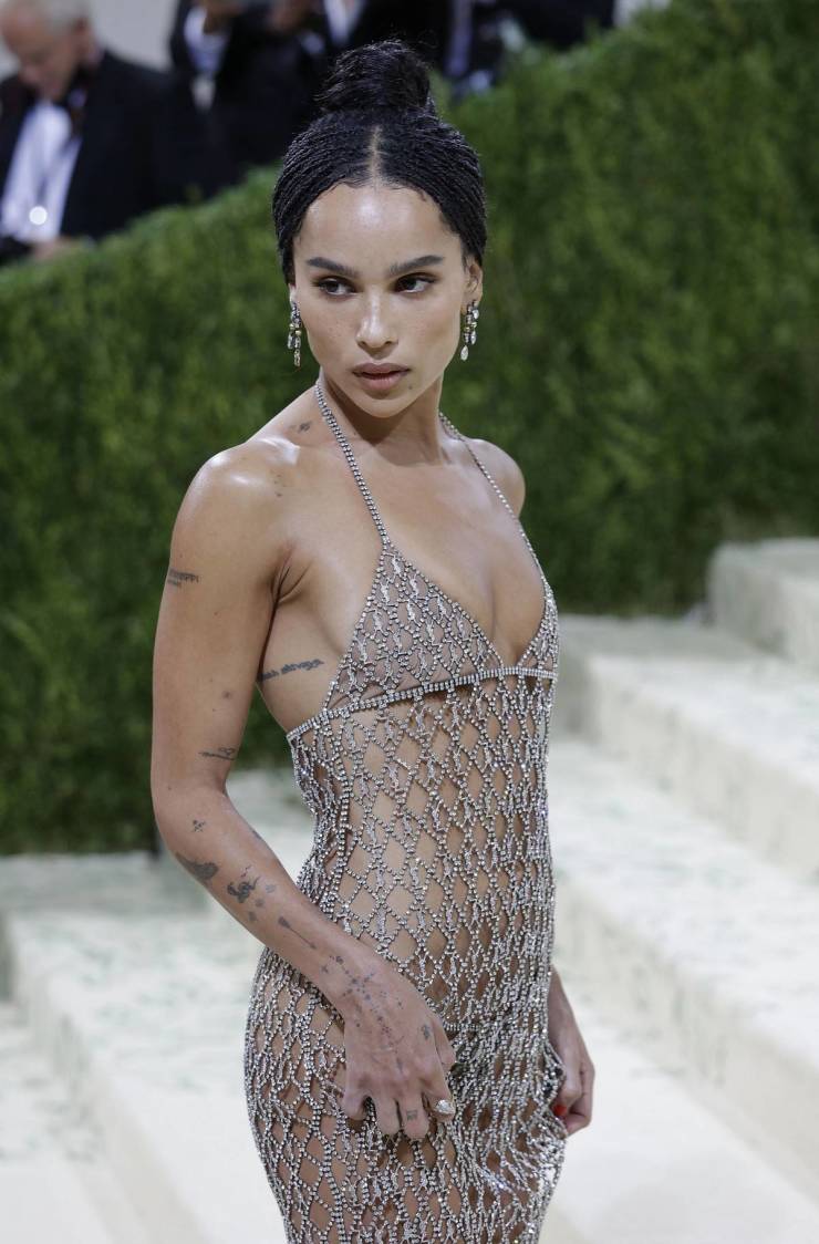 Zoe Kravitz In A Revealing Outfit