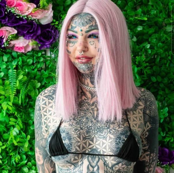 Tattoo Model Complained About Receiving Too Many Negative Comments