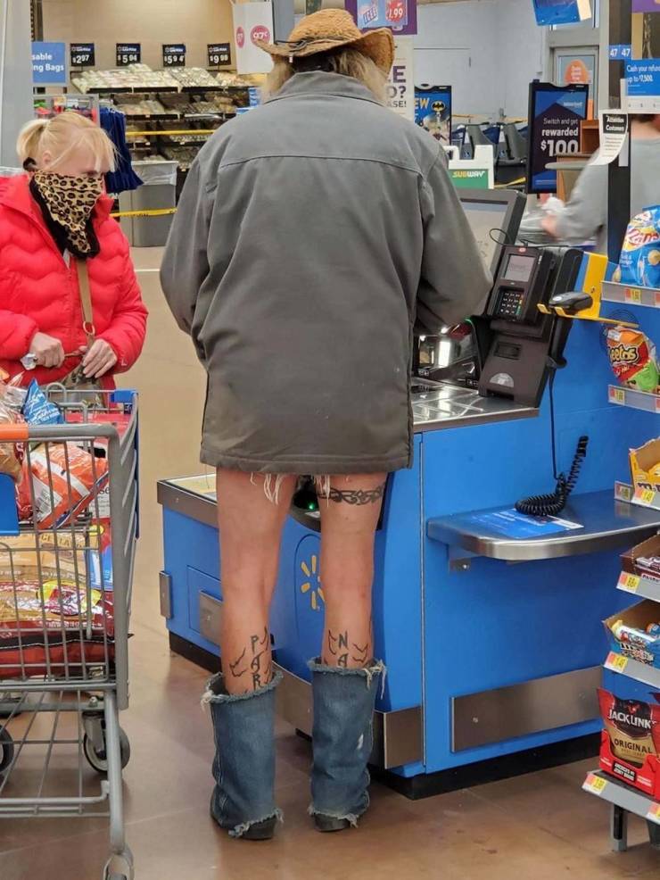 “Walmart” And Its Crazy Customers