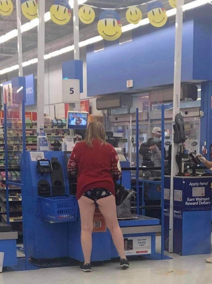 “Walmart” And Its Crazy Customers