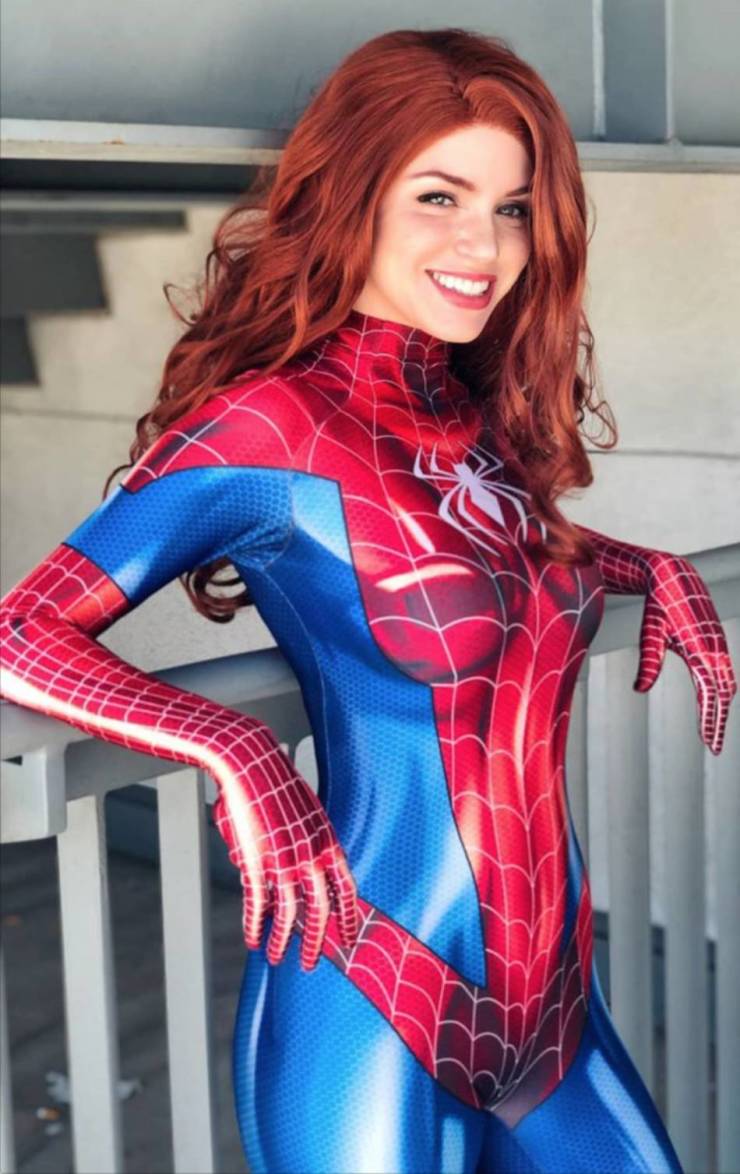 These Are Some Hot Spider-Girls! 