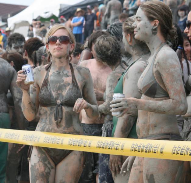 These Girls Are Very Dirty! Literally!