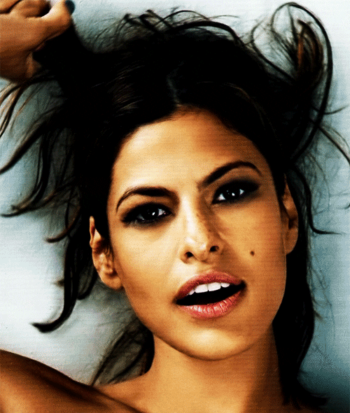Wanna See Some Spicy Eva Mendes?!