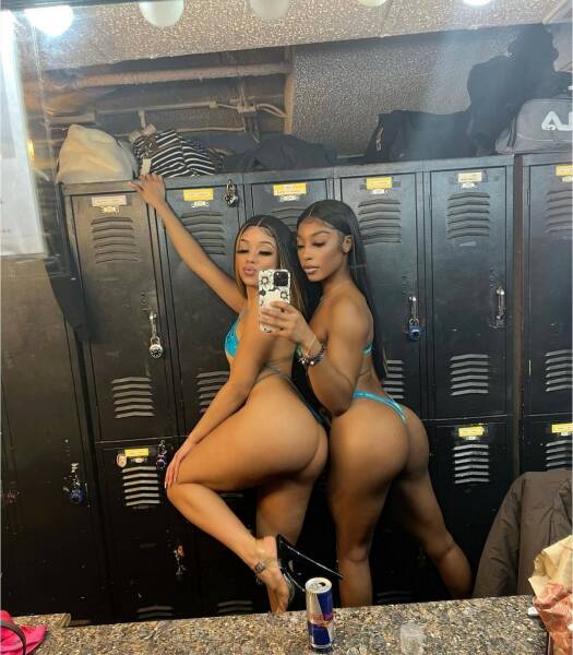 Stripper Locker Room Selfies