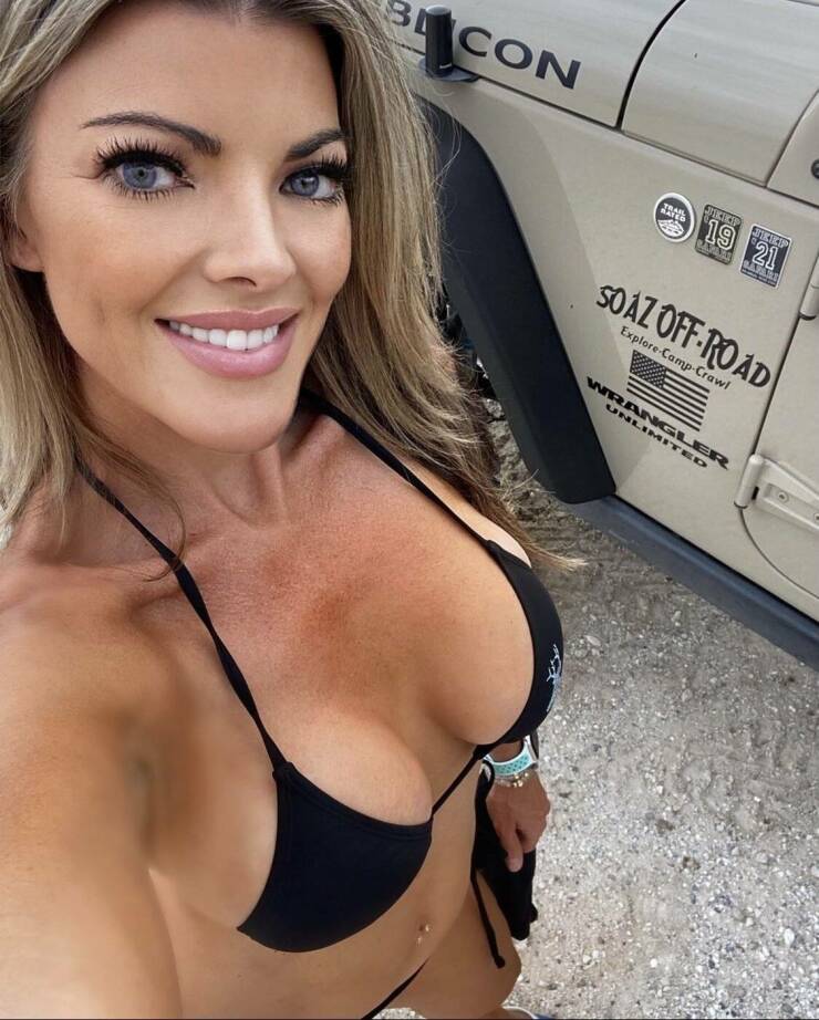 Hot Girls And Big Cars