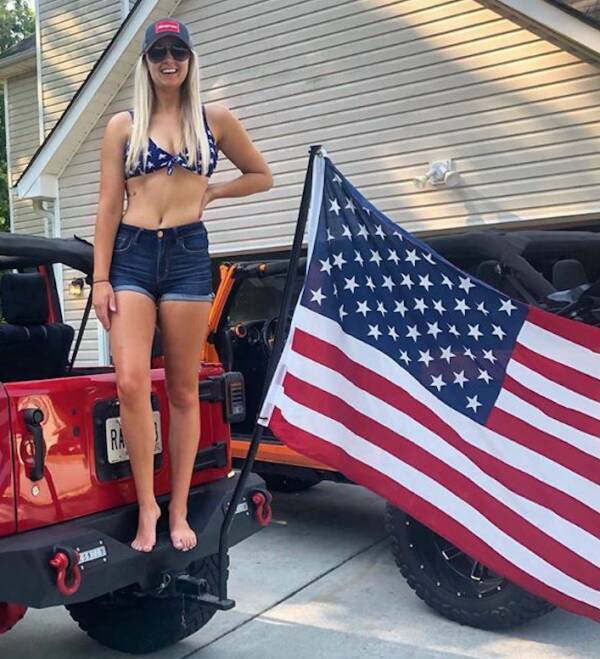 American Women – So Sexy, So Independent!