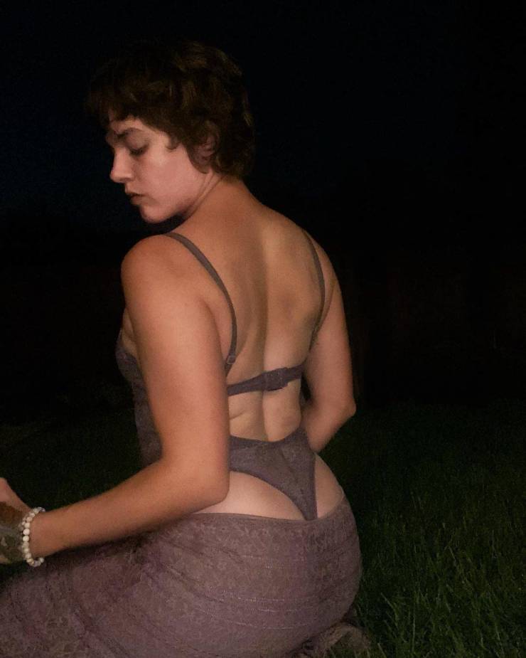 Woman Calls The Police On Her Neighbor For Dressing Inappropriately