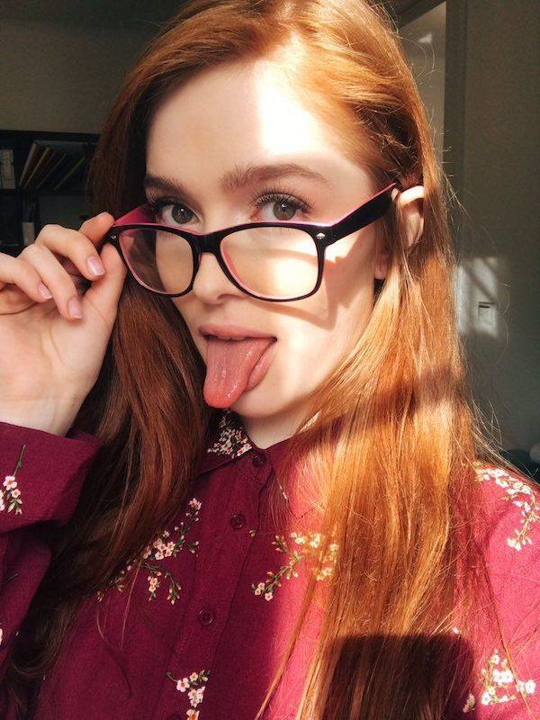 Those Glasses Are Making Them Look Both Smart AND Sexy!