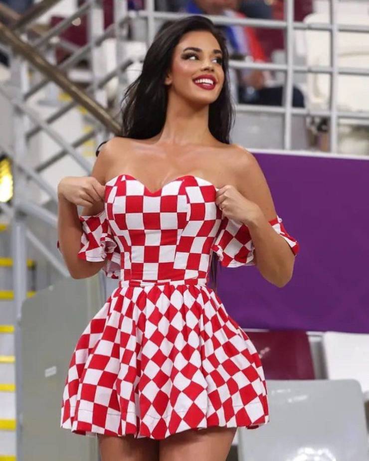 Ivana Knoll At World Cup 2022
