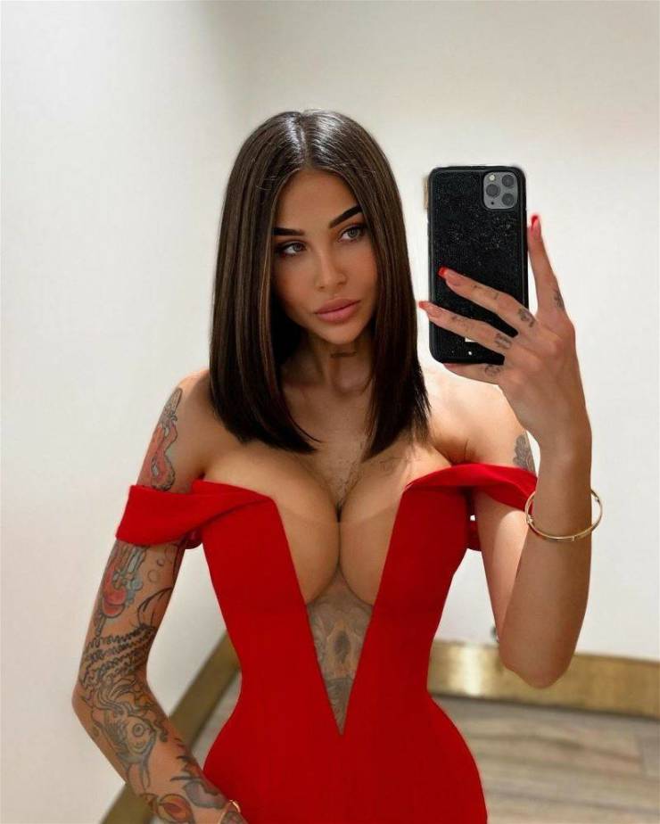 Red Hot Sexy Dresses