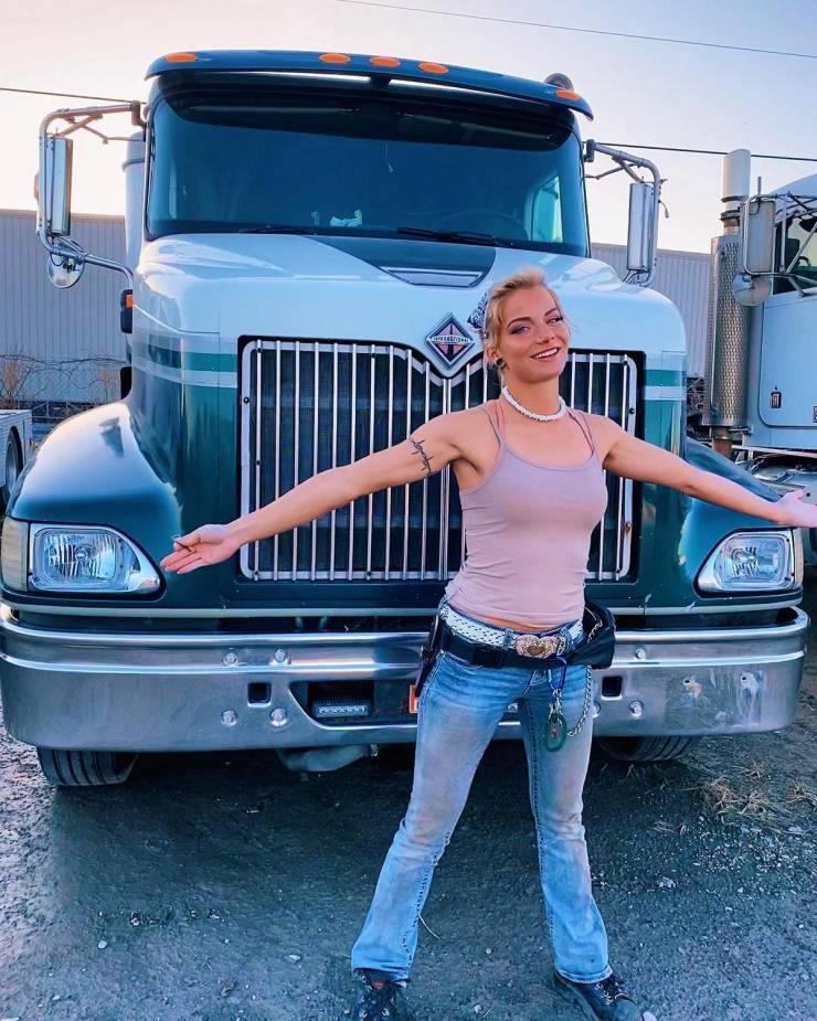 World’s Hottest Trucker
