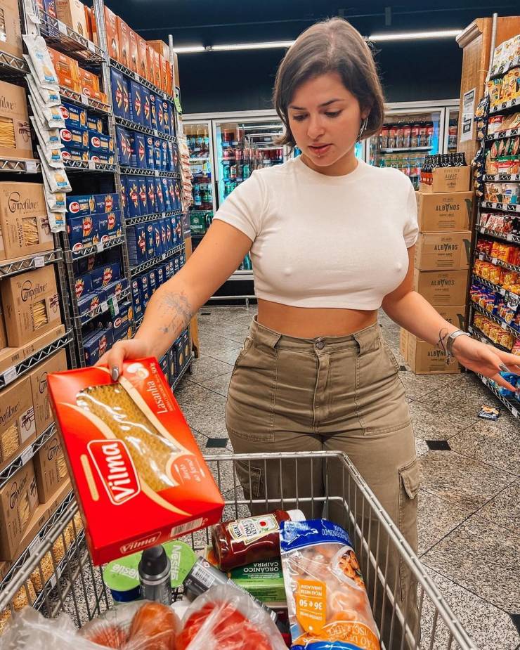 Brazilian Woman Kicked Out Supermarket Over Her Shorts
