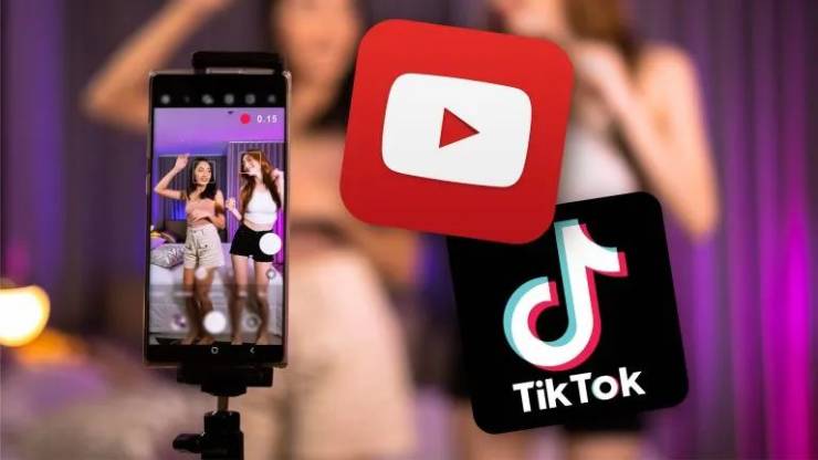 Digital Showdown: TikTok vs. YouTube - Unleashing the Power of Personal Branding