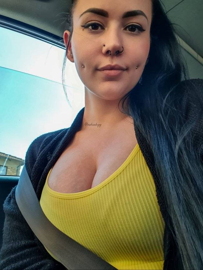 These Car Selfies Are Real Spicy!