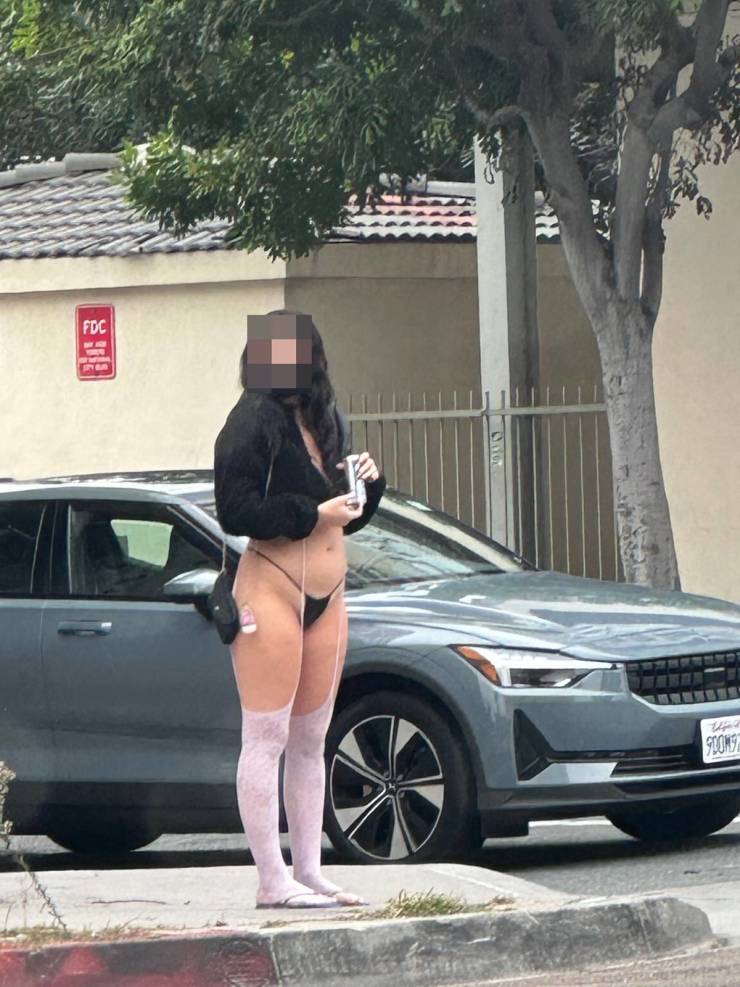 Prostitutes Walk The Streets Of Los Angeles In Their Underpants In Broad Daylight