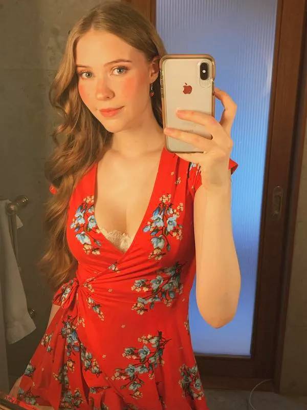 Sundresses Are Always Sexy!