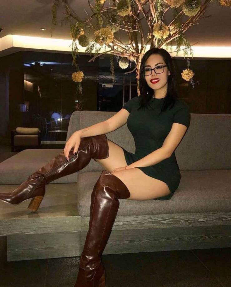 Sexy Girls In High Boots