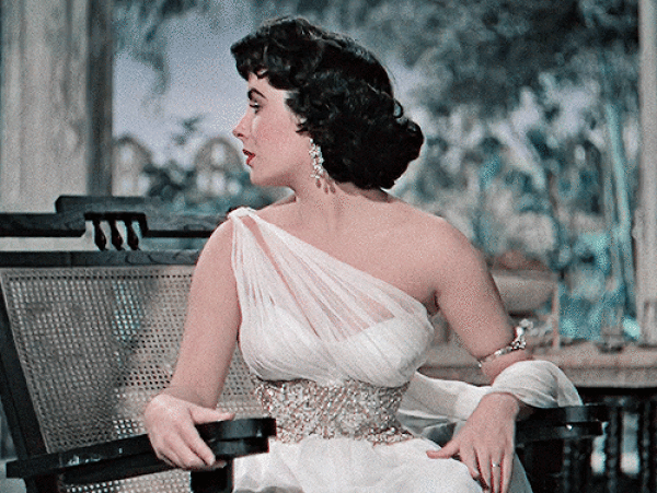 The Unmatched Beauty Of Elizabeth Taylor