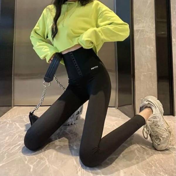 Epic Photoshop Disasters That Will Make You Cringe