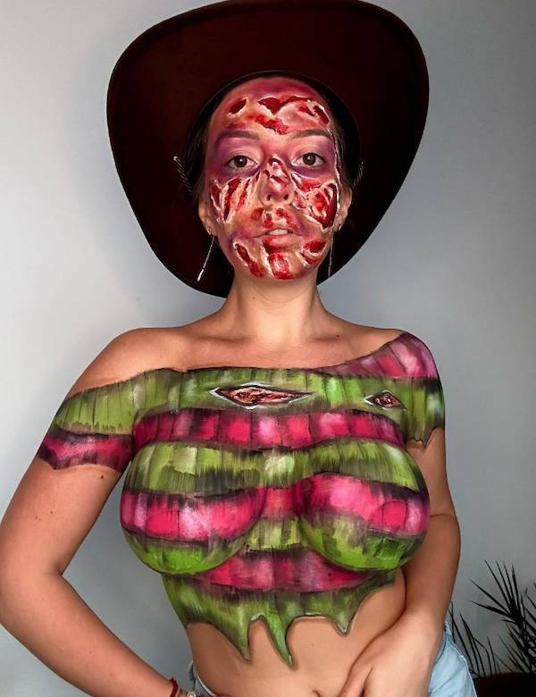 Kristine Maia Transforms Her Body Into A Living Work Of Art