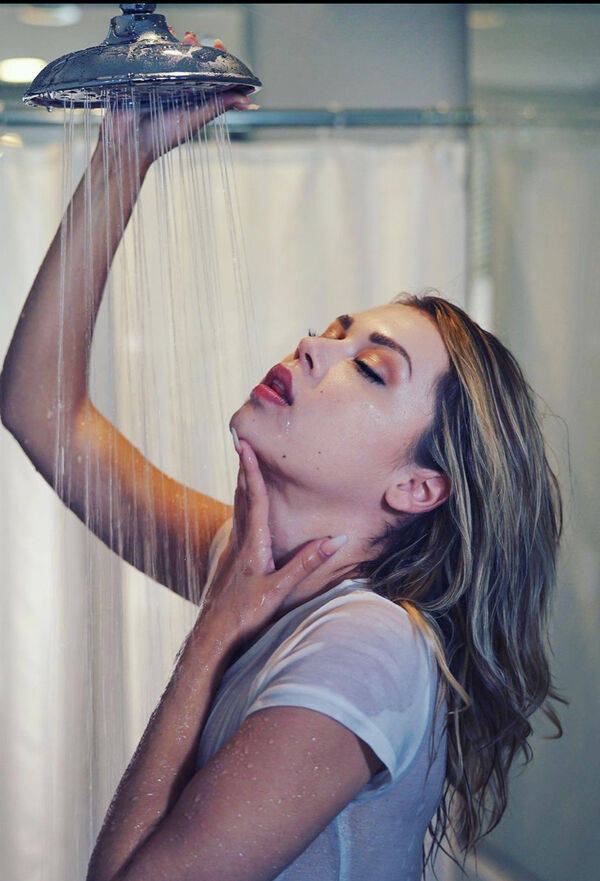 So Wet And So Sexy