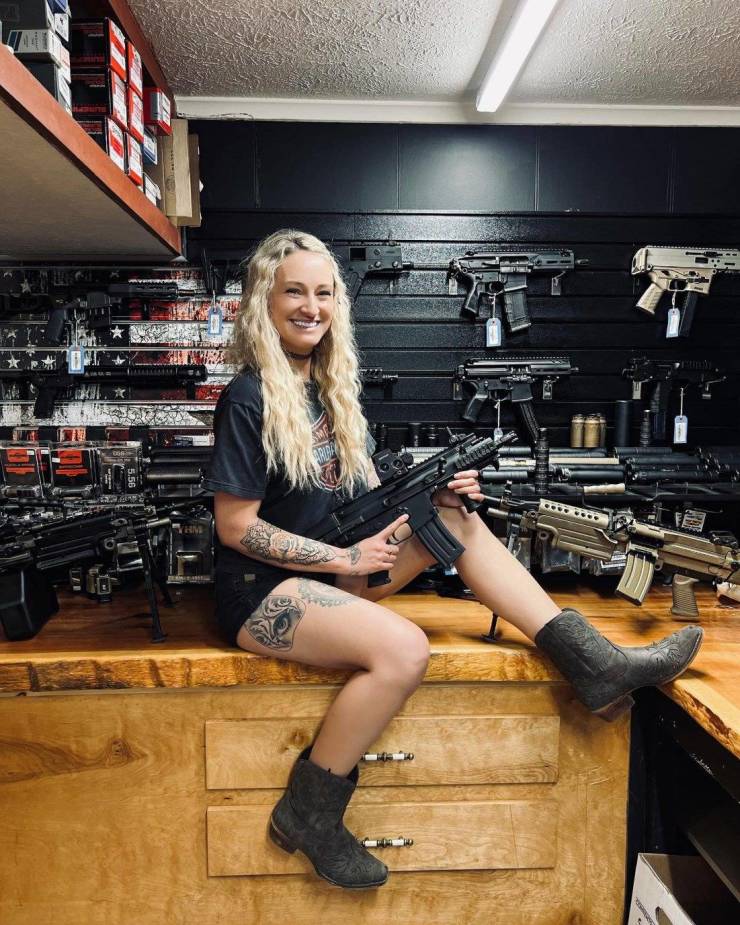 Guns And Girls: A Powerful Combination