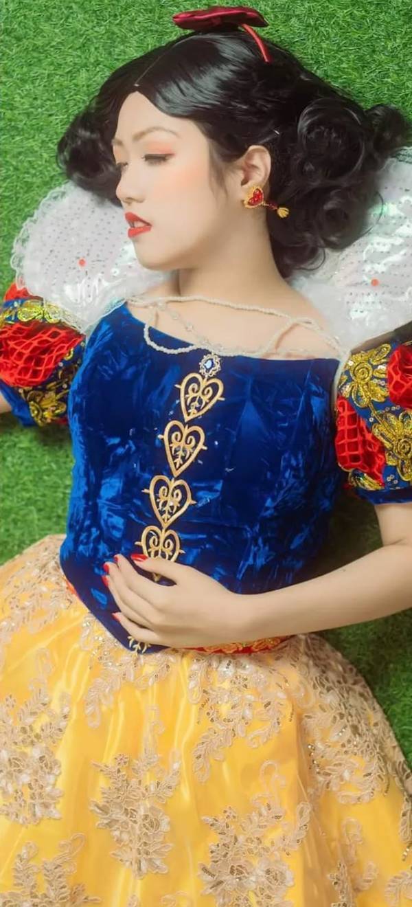 Cosplay? No, Sexy Cosplay!