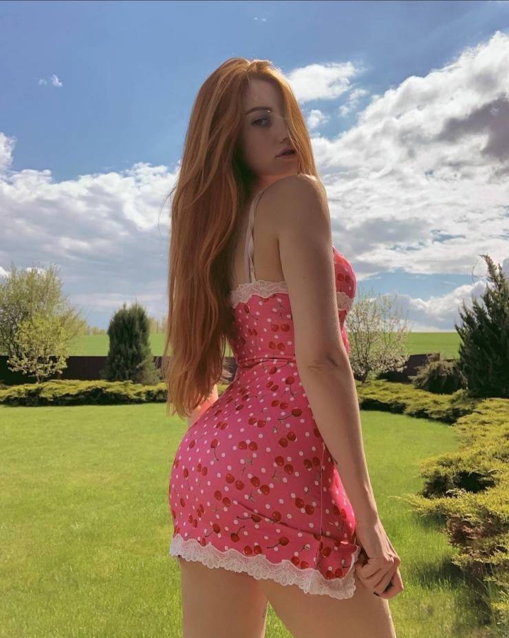 Sundresses Are Always Sexy!