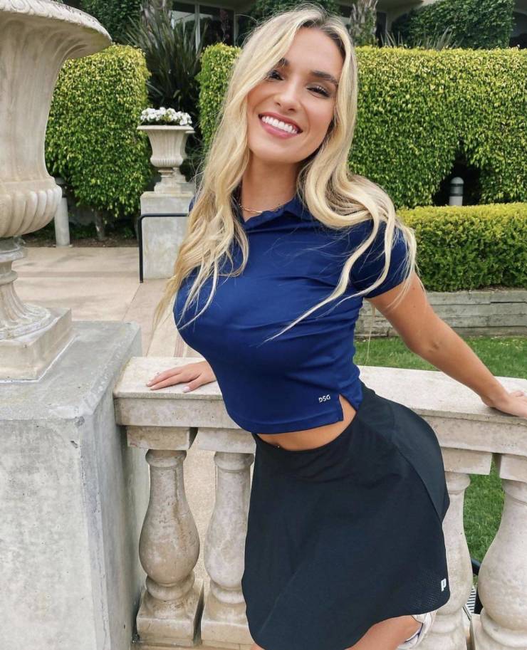 Boobs! Boobs For Everyone!