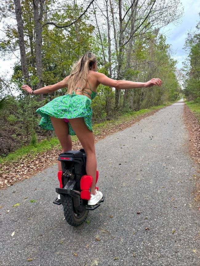 Sundresses Are Always Sexy!