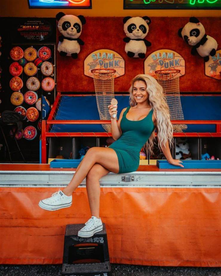 Sexy Chivettes Are Here!