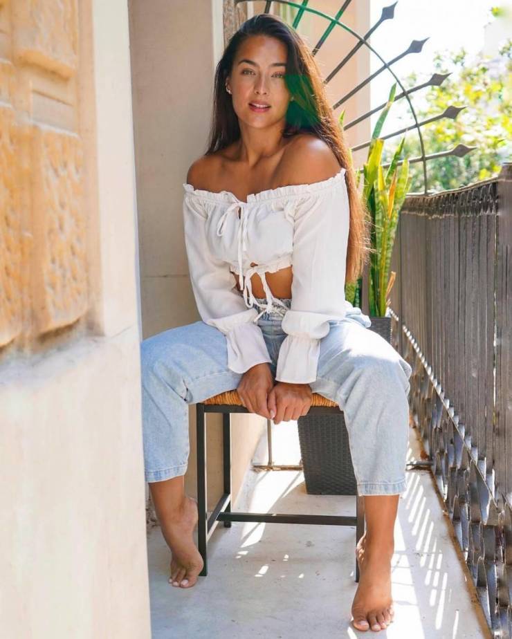 Sexy Chivettes Are Waiting For You!