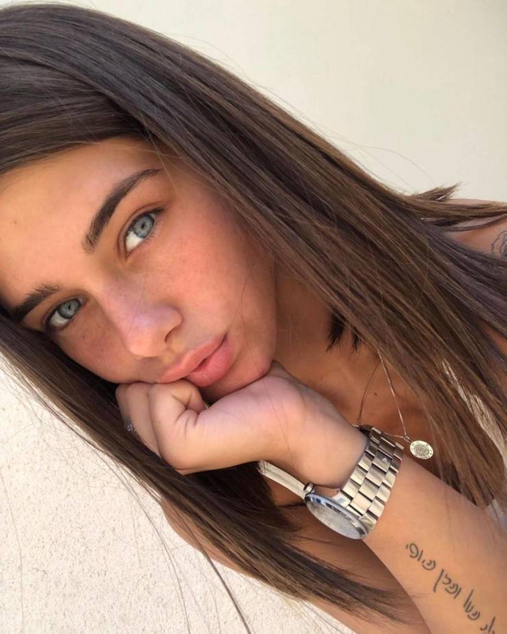 Sexy Chivettes Are Waiting For You!