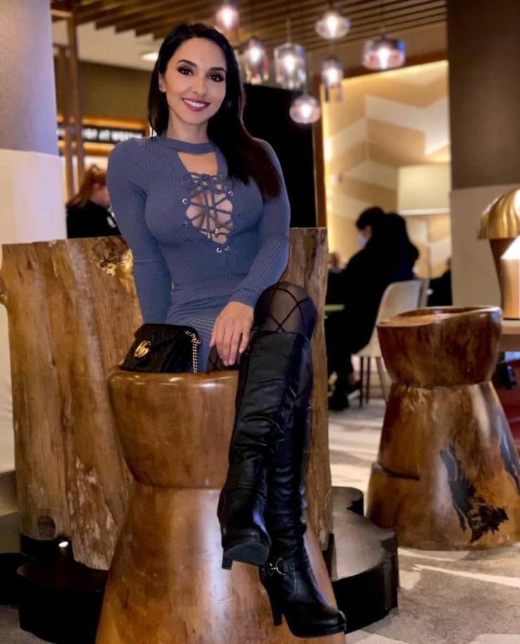 Sexy Chivettes Are Waiting For You!