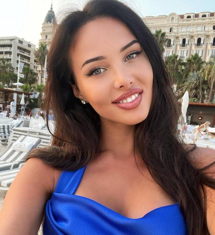 Sexy Chivettes Are Waiting For You!