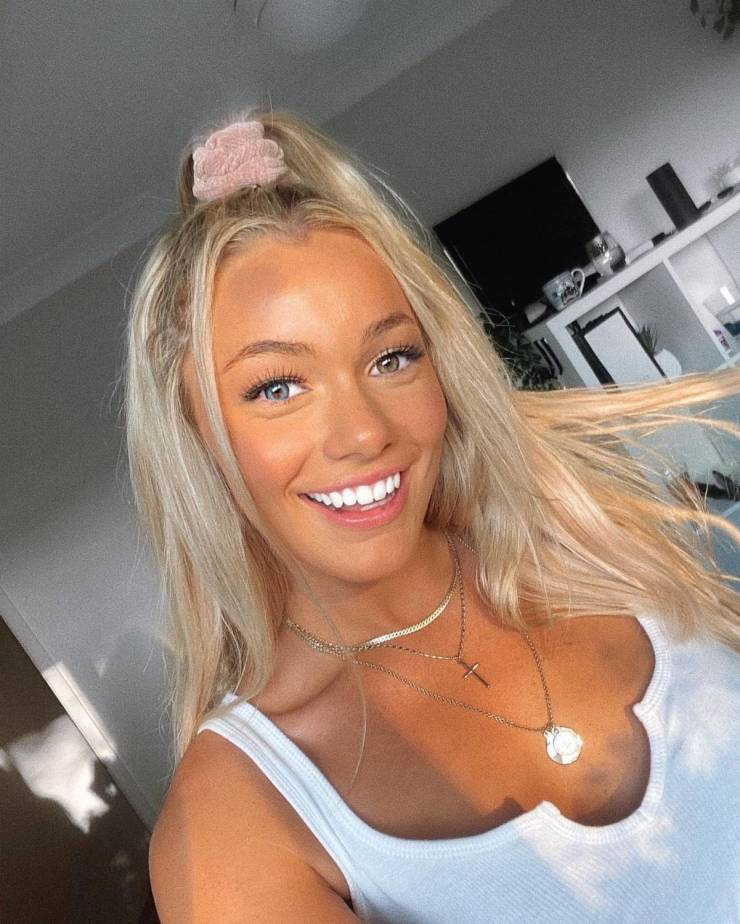 Sexy Chivettes Are Waiting For You!