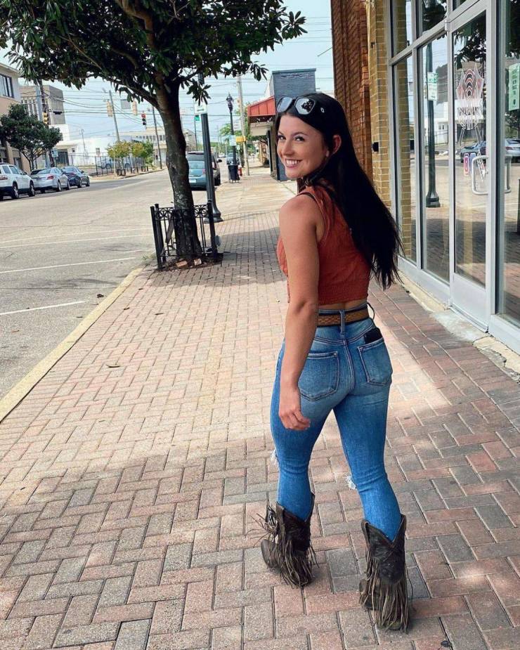 Take Us Home, Country Girls!